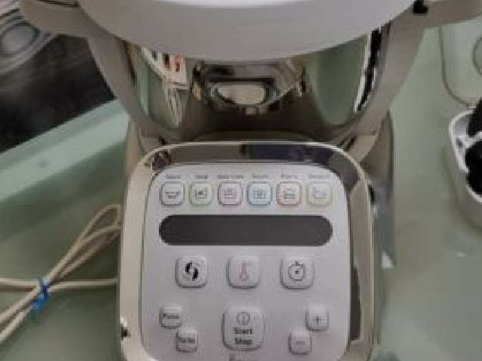  Robot Moulinex Cuisine Companion XL HF806 comme neuf